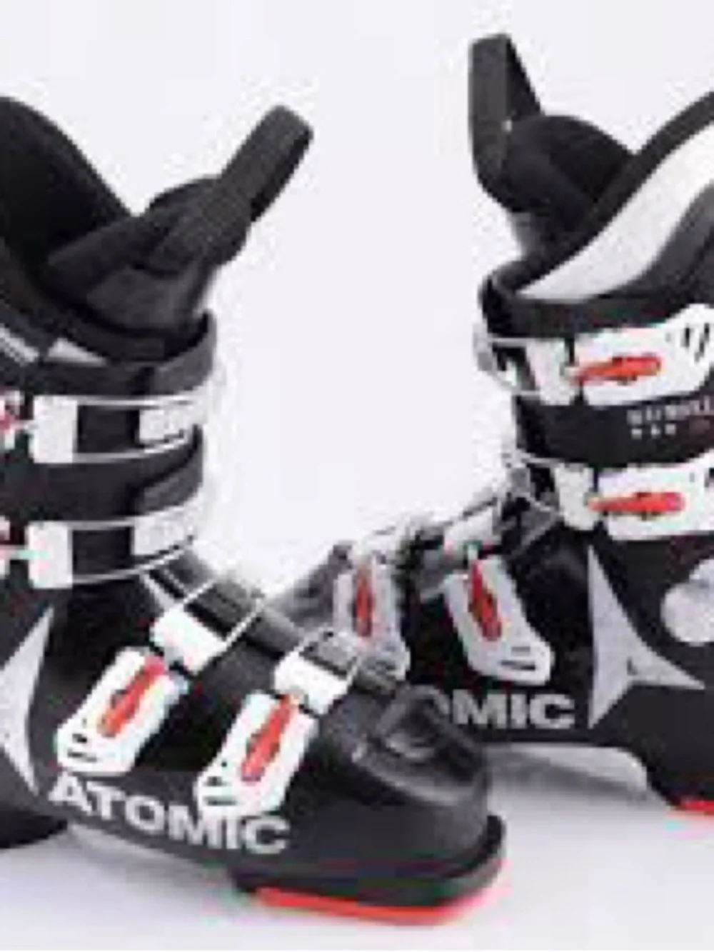 NWT Waymaker Atomic Jr Ski Boots size 26/26.5